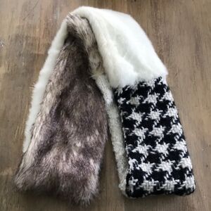 Faux fur Houndstooth Knit Wool Blend Infinity Scarf